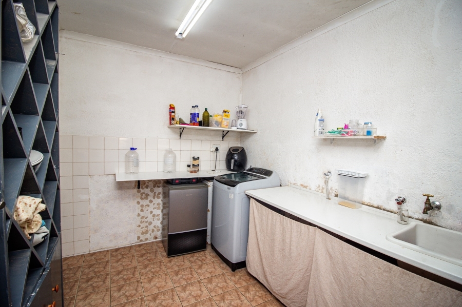 To Let 3 Bedroom Property for Rent in Wilro Park Gauteng