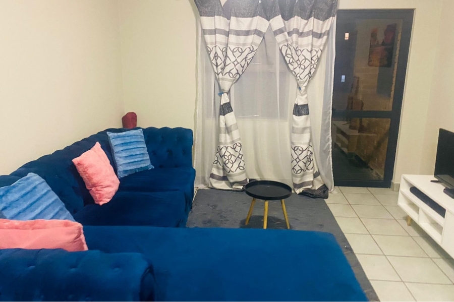2 Bedroom Property for Sale in Heuweloord Gauteng