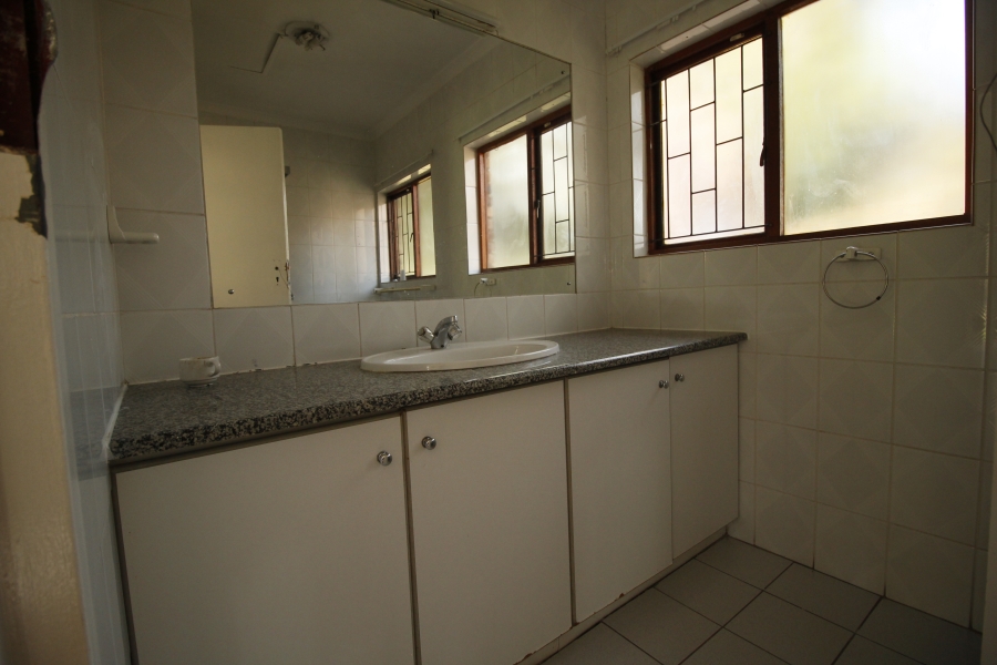 To Let 3 Bedroom Property for Rent in Austinview Gauteng