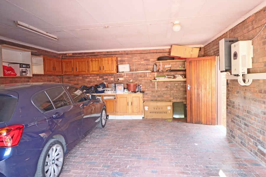 3 Bedroom Property for Sale in River Club Gauteng