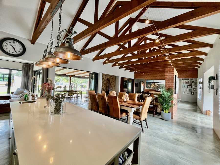 4 Bedroom Property for Sale in The Ridge Gauteng