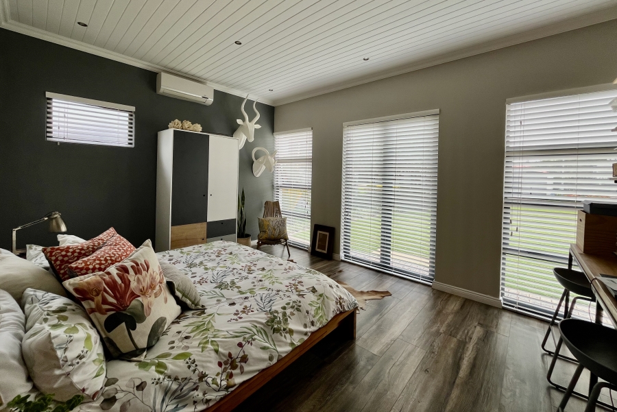 4 Bedroom Property for Sale in The Ridge Gauteng