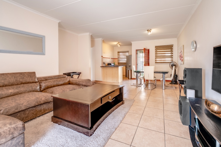 2 Bedroom Property for Sale in Paulshof Gauteng