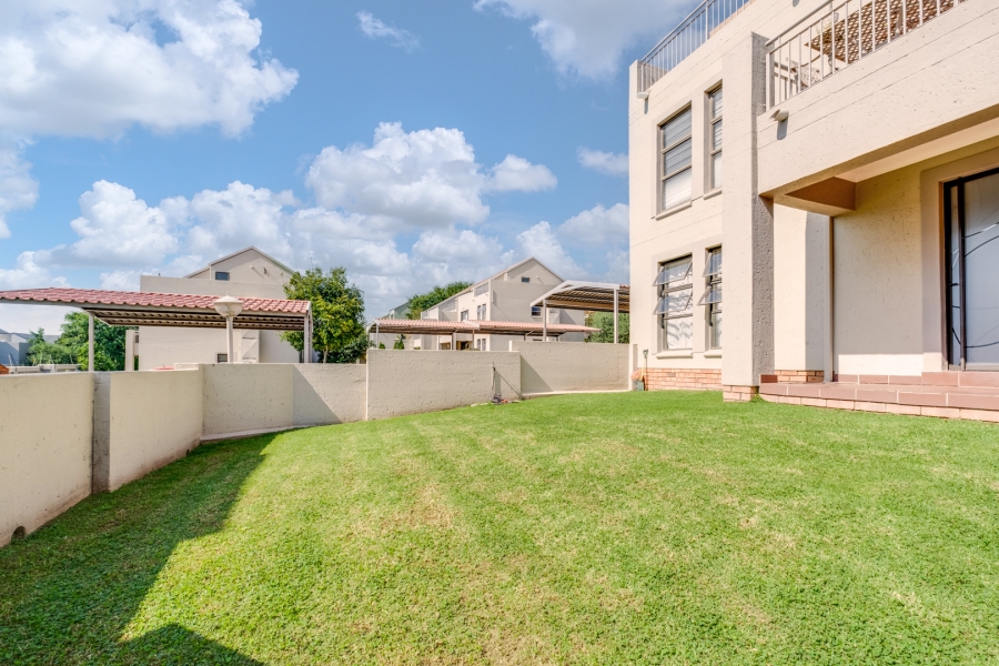 2 Bedroom Property for Sale in Paulshof Gauteng