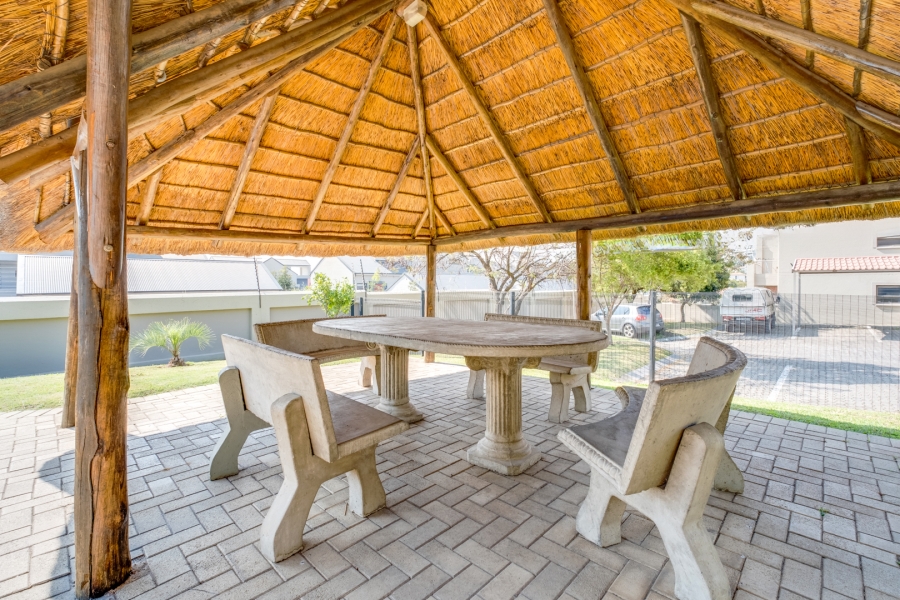 2 Bedroom Property for Sale in Paulshof Gauteng