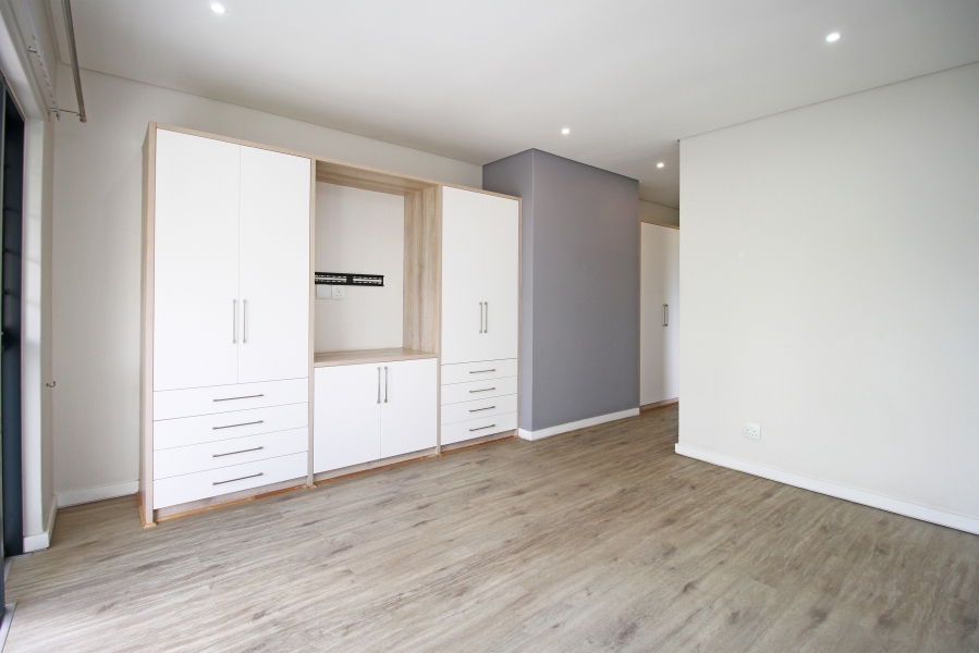 To Let 3 Bedroom Property for Rent in Bryanston Gauteng
