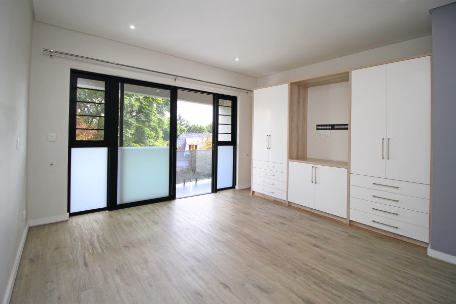 To Let 3 Bedroom Property for Rent in Bryanston Gauteng