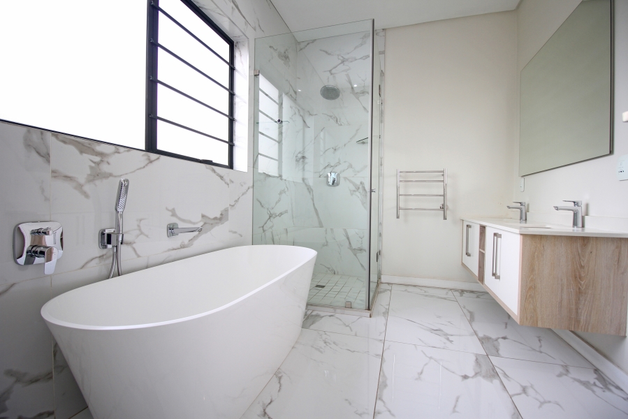 To Let 3 Bedroom Property for Rent in Bryanston Gauteng
