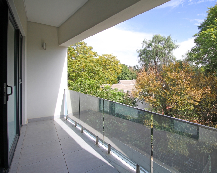 To Let 3 Bedroom Property for Rent in Bryanston Gauteng