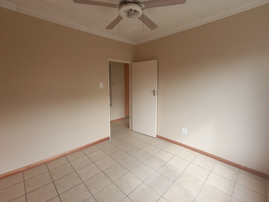 3 Bedroom Property for Sale in New Redruth Gauteng
