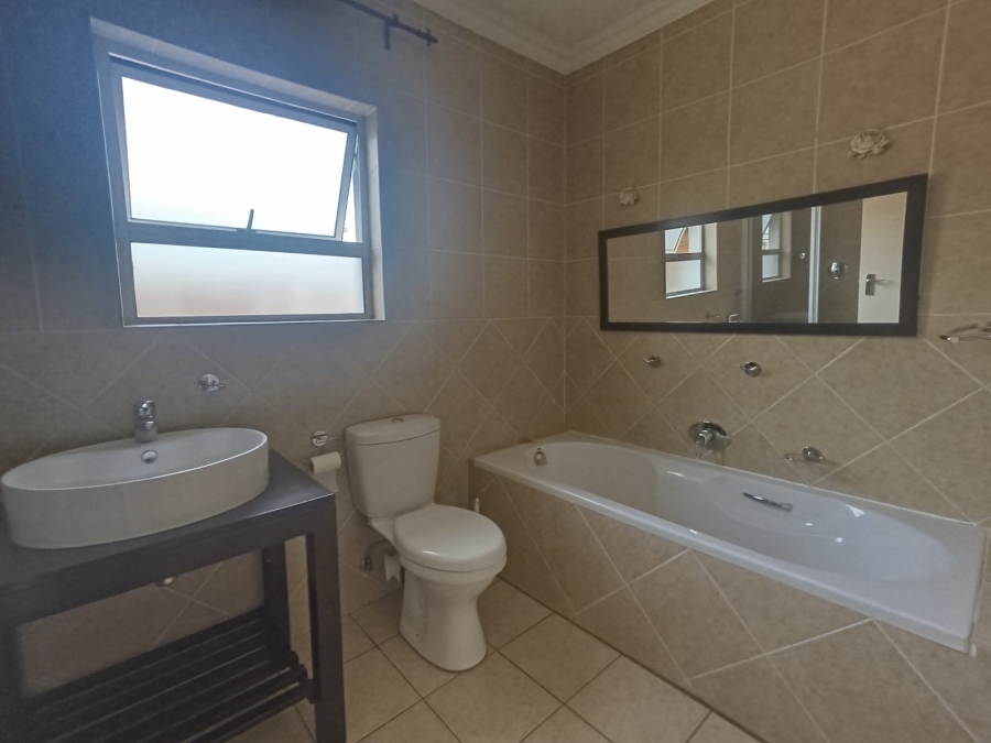 3 Bedroom Property for Sale in New Redruth Gauteng