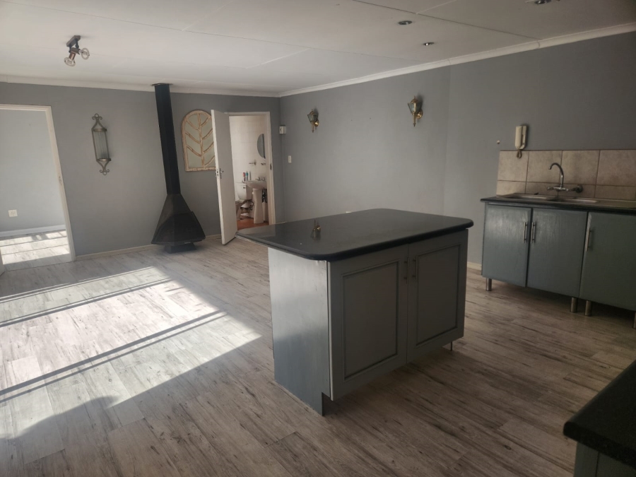 To Let 1 Bedroom Property for Rent in Blairgowrie Gauteng