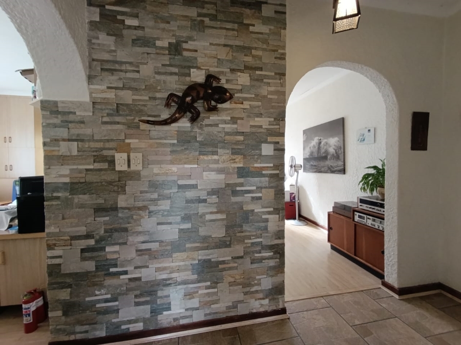 3 Bedroom Property for Sale in Randhart Gauteng