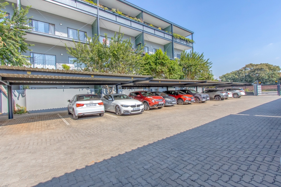1 Bedroom Property for Sale in Linden Gauteng