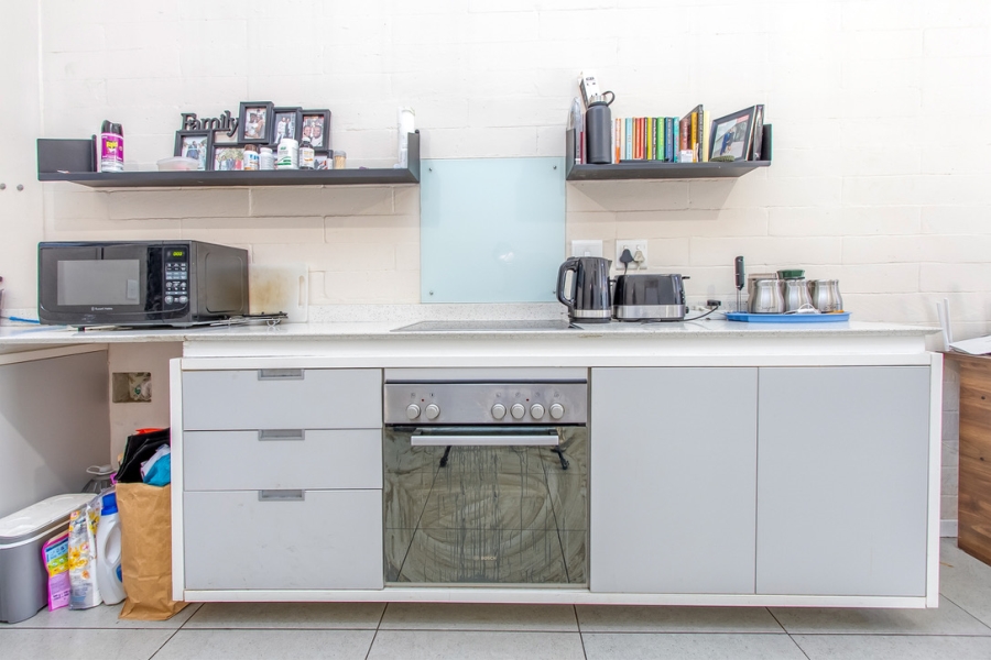 1 Bedroom Property for Sale in Linden Gauteng