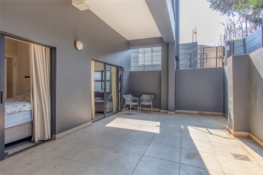 1 Bedroom Property for Sale in Linden Gauteng