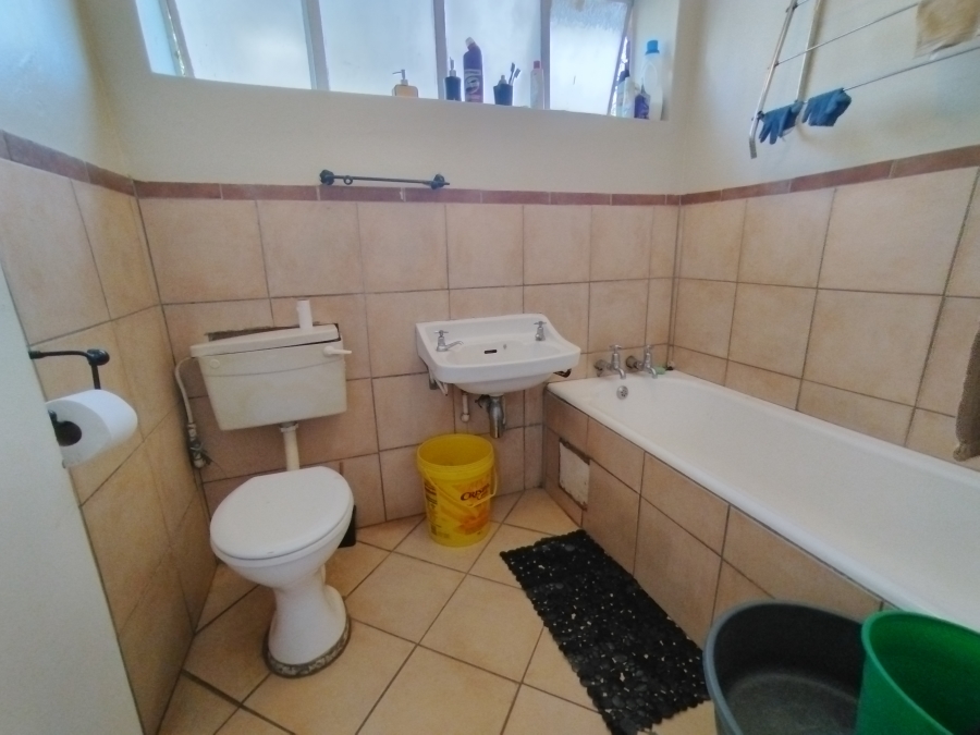 2 Bedroom Property for Sale in Muckleneuk Gauteng