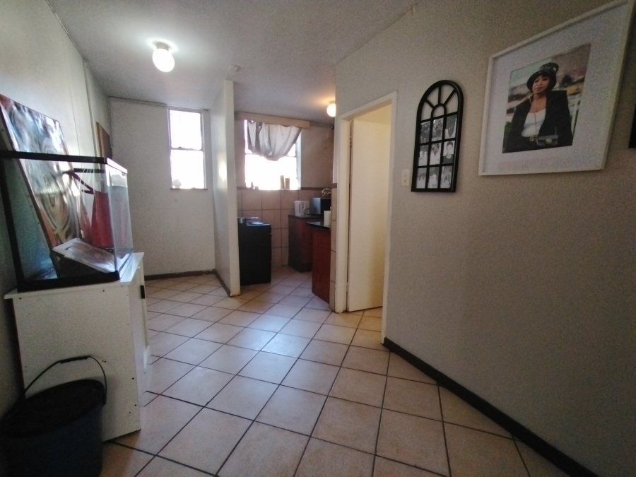 2 Bedroom Property for Sale in Muckleneuk Gauteng