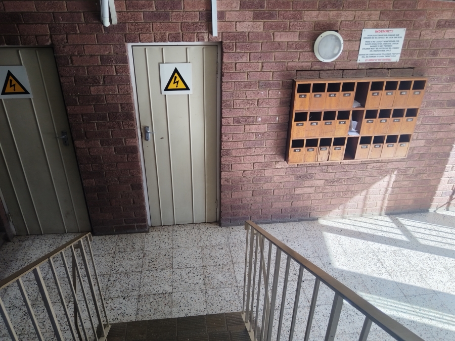 2 Bedroom Property for Sale in Muckleneuk Gauteng