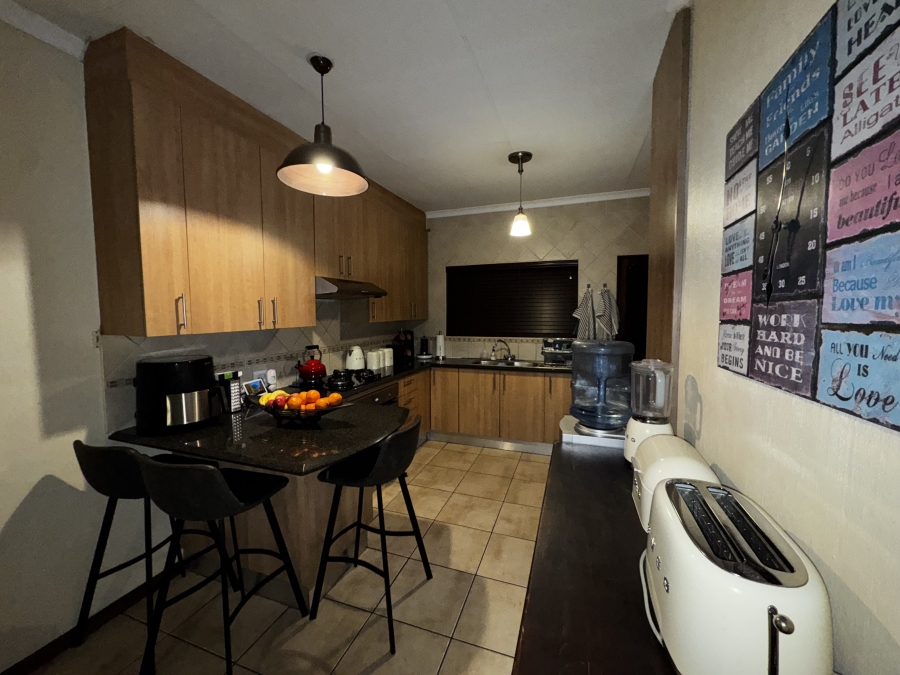 To Let 3 Bedroom Property for Rent in Chancliff Ridge Gauteng