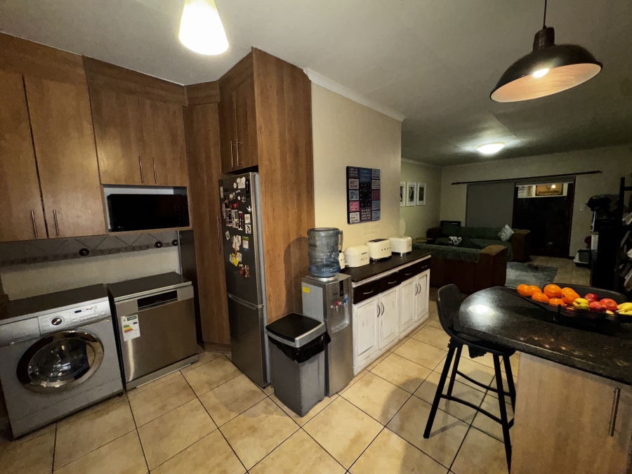 To Let 3 Bedroom Property for Rent in Chancliff Ridge Gauteng