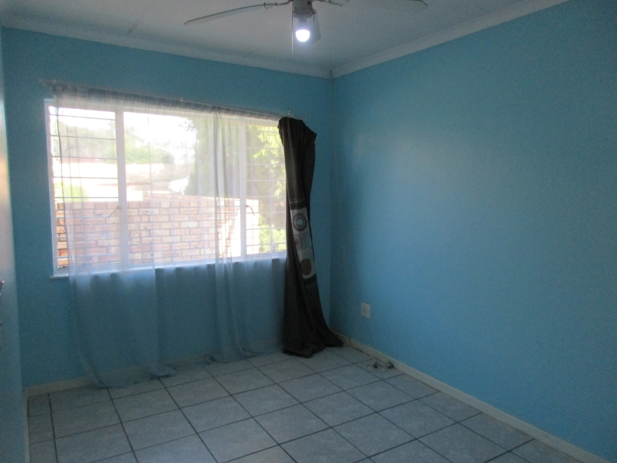 To Let 2 Bedroom Property for Rent in Sundowner Gauteng