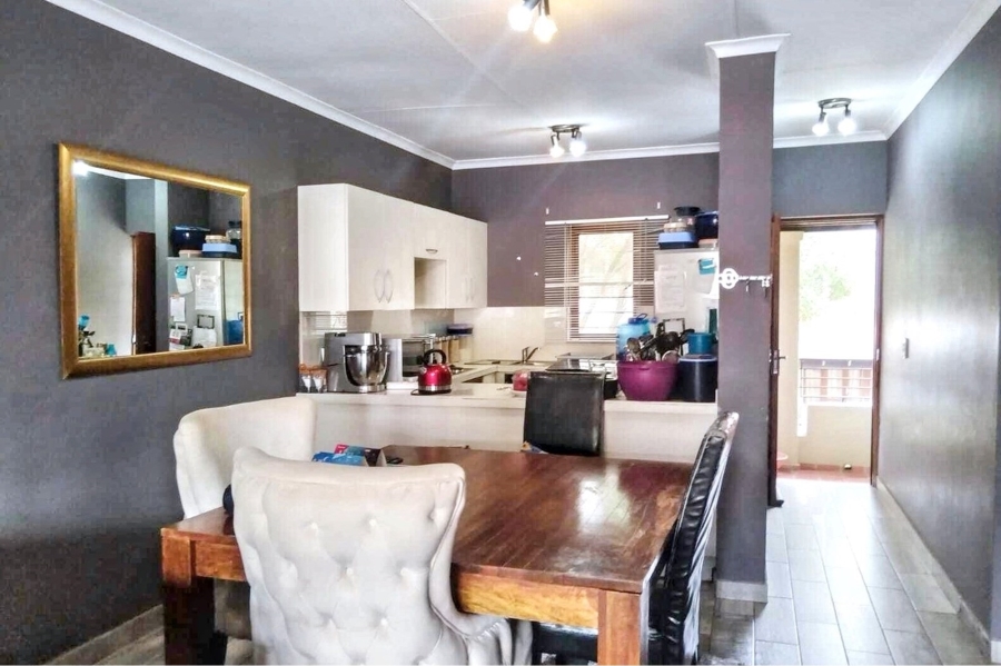2 Bedroom Property for Sale in Vorna Valley Gauteng