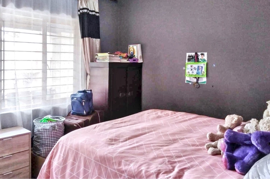 2 Bedroom Property for Sale in Vorna Valley Gauteng