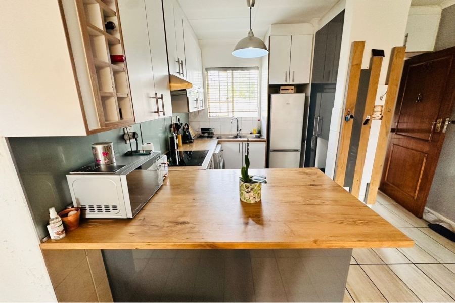 2 Bedroom Property for Sale in Paulshof Gauteng