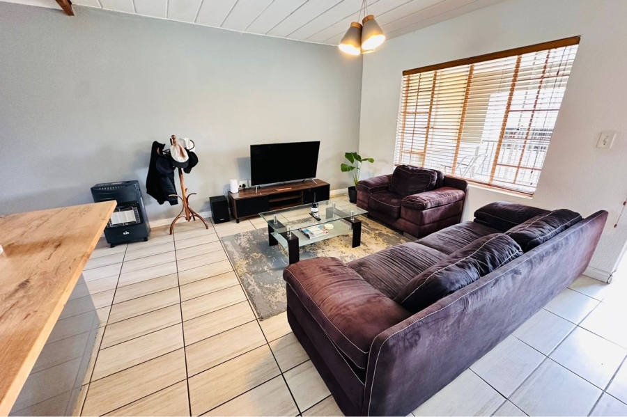 2 Bedroom Property for Sale in Paulshof Gauteng