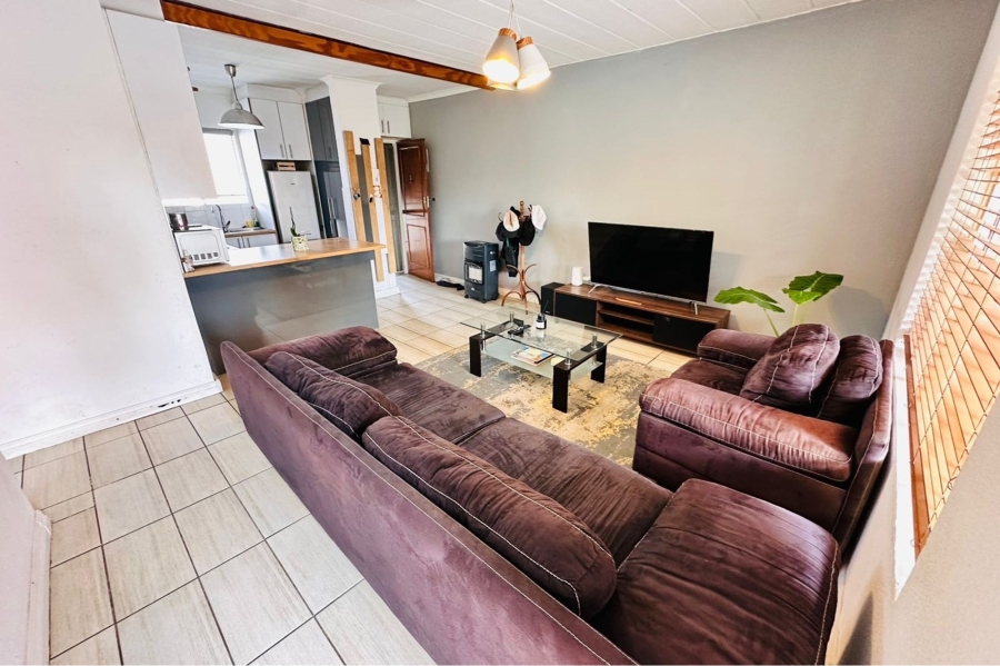 2 Bedroom Property for Sale in Paulshof Gauteng