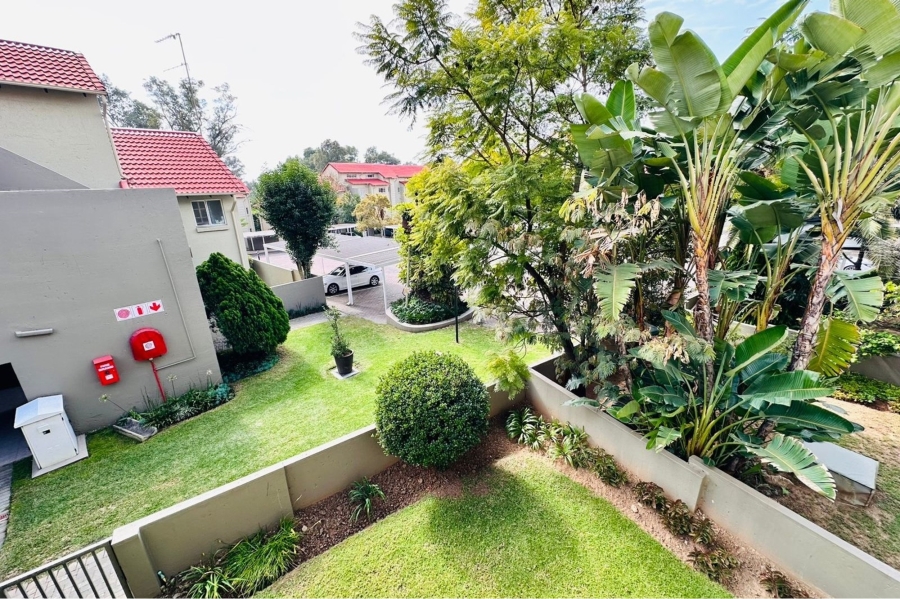 2 Bedroom Property for Sale in Paulshof Gauteng