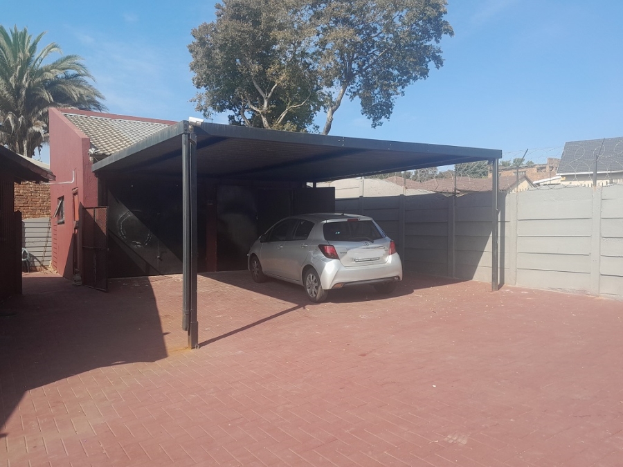 To Let 3 Bedroom Property for Rent in Elandspark Gauteng