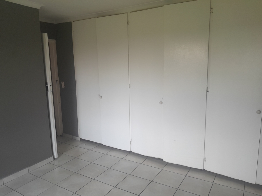 To Let 3 Bedroom Property for Rent in Elandspark Gauteng