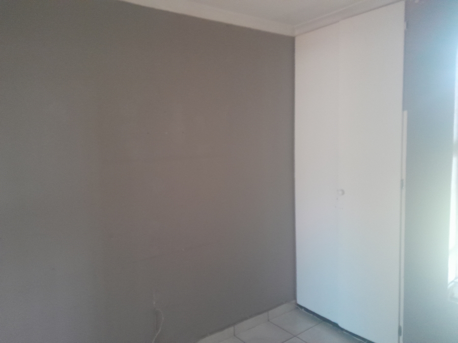 To Let 3 Bedroom Property for Rent in Elandspark Gauteng