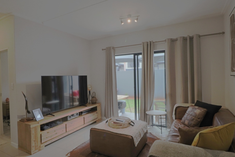 To Let 1 Bedroom Property for Rent in Bryanston Gauteng