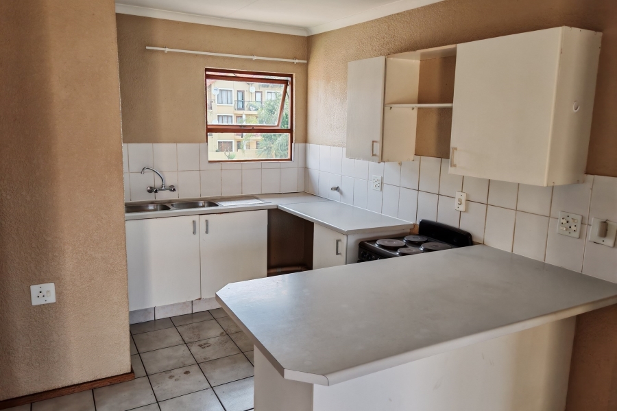 2 Bedroom Property for Sale in Sundowner Gauteng