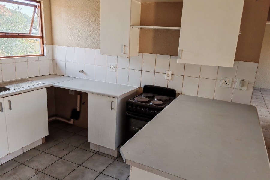2 Bedroom Property for Sale in Sundowner Gauteng
