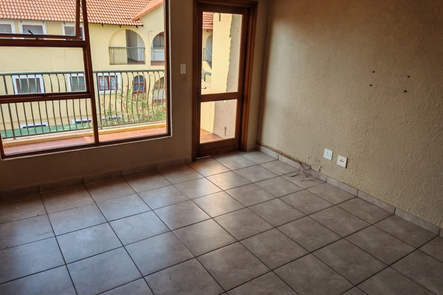 2 Bedroom Property for Sale in Sundowner Gauteng