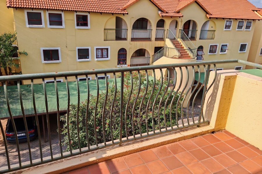 2 Bedroom Property for Sale in Sundowner Gauteng