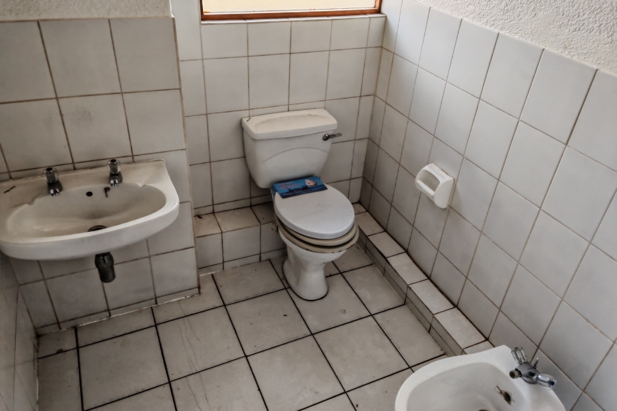 2 Bedroom Property for Sale in Sundowner Gauteng