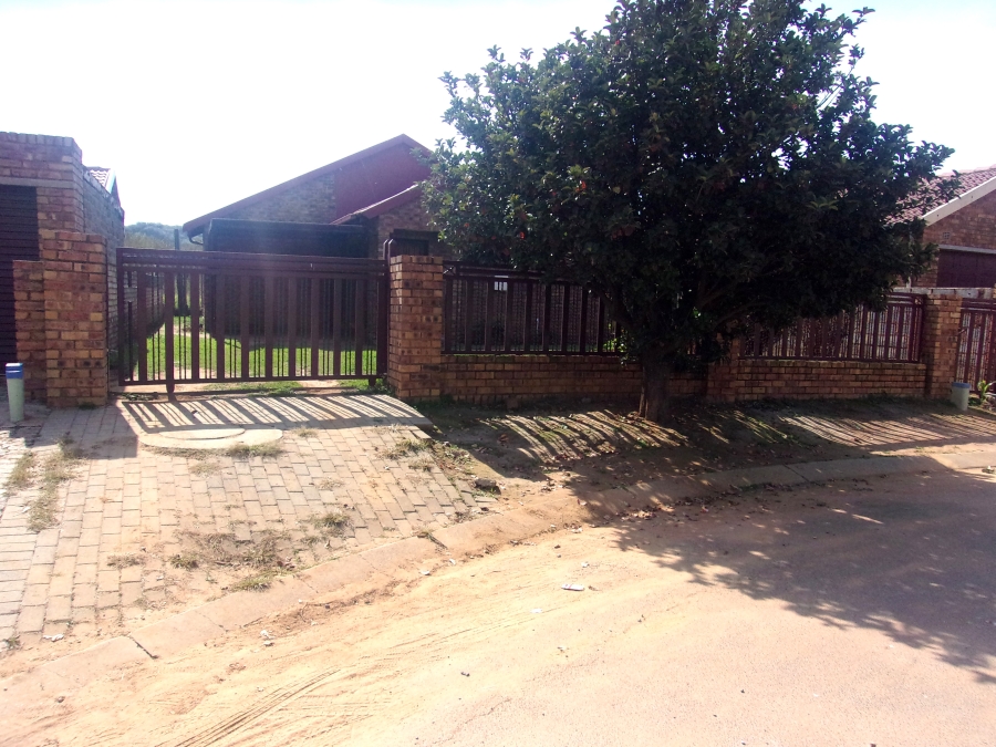 3 Bedroom Property for Sale in Daveyton Gauteng