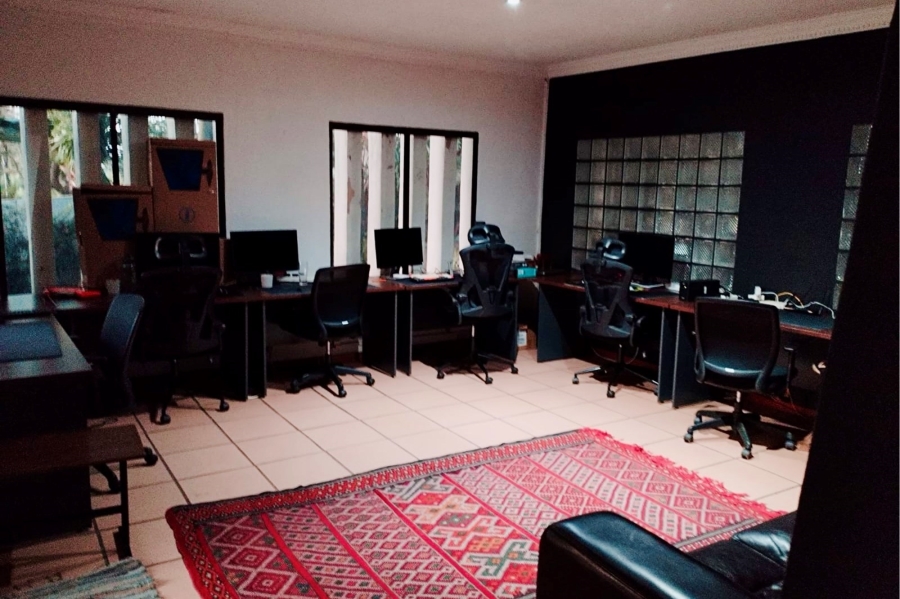 3 Bedroom Property for Sale in Waterkloof Heights Gauteng