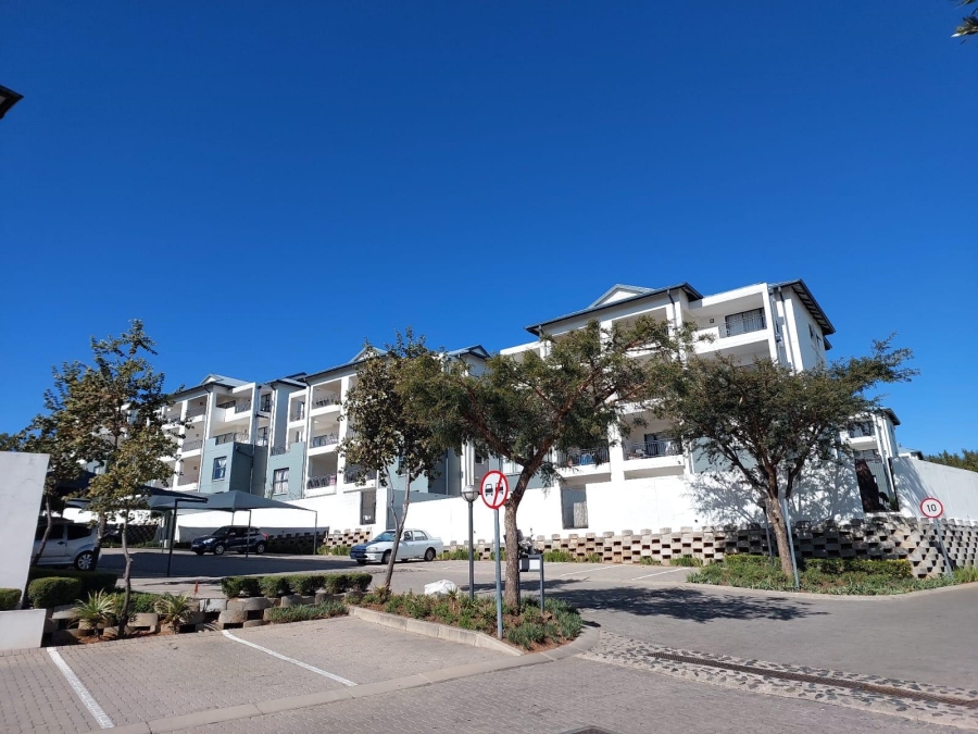 To Let 1 Bedroom Property for Rent in Modderfontein Gauteng