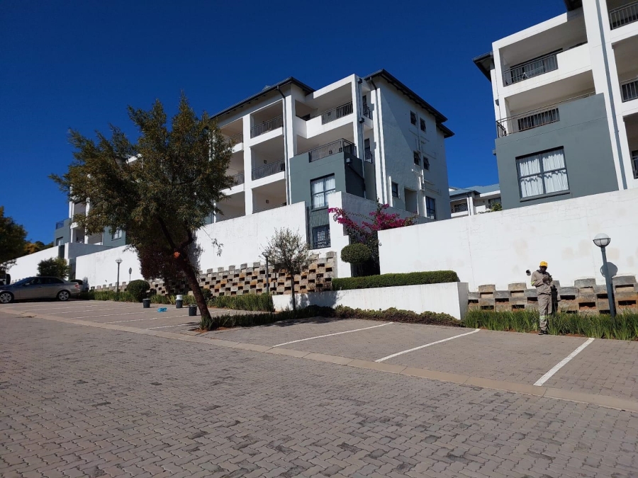 To Let 1 Bedroom Property for Rent in Modderfontein Gauteng