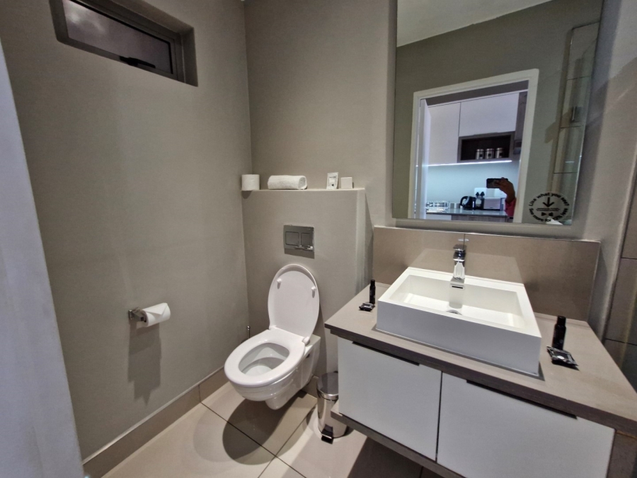 To Let 1 Bedroom Property for Rent in Rosebank Gauteng