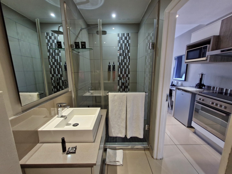 To Let 1 Bedroom Property for Rent in Rosebank Gauteng