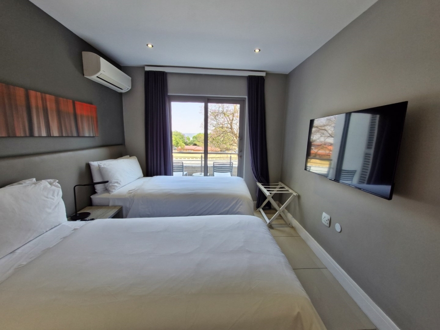 To Let 1 Bedroom Property for Rent in Rosebank Gauteng