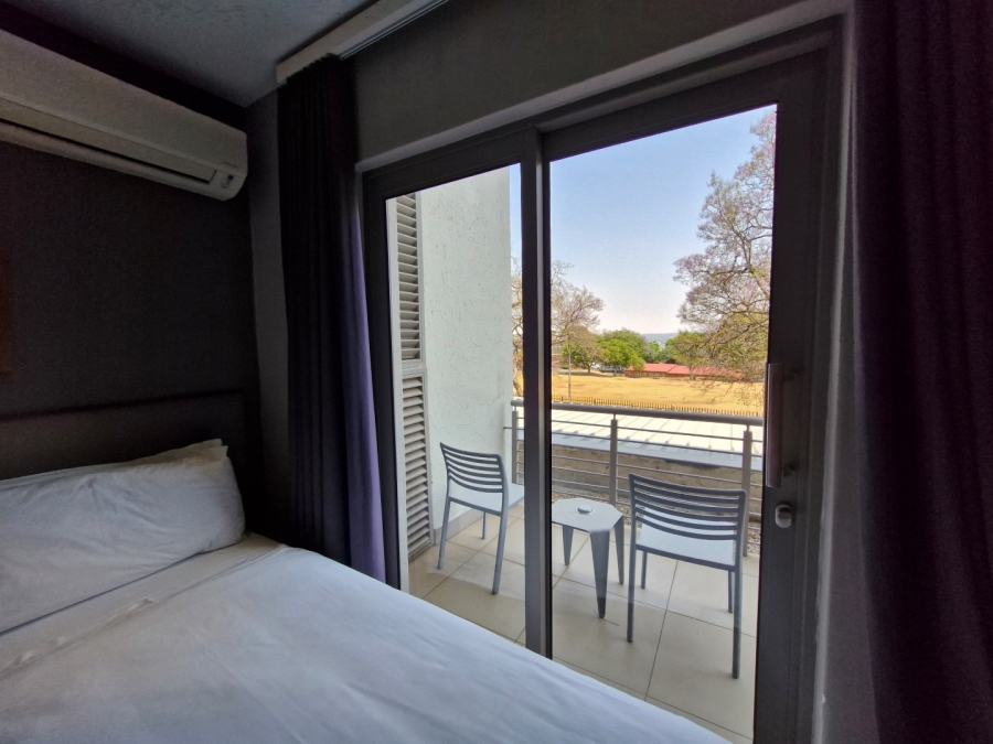 To Let 1 Bedroom Property for Rent in Rosebank Gauteng