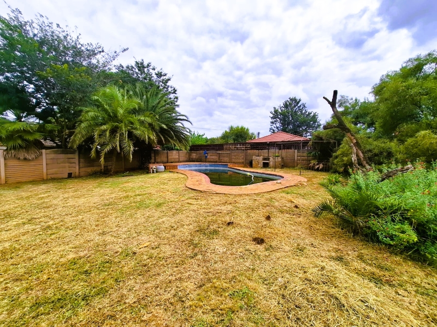 3 Bedroom Property for Sale in Sonland Park Gauteng